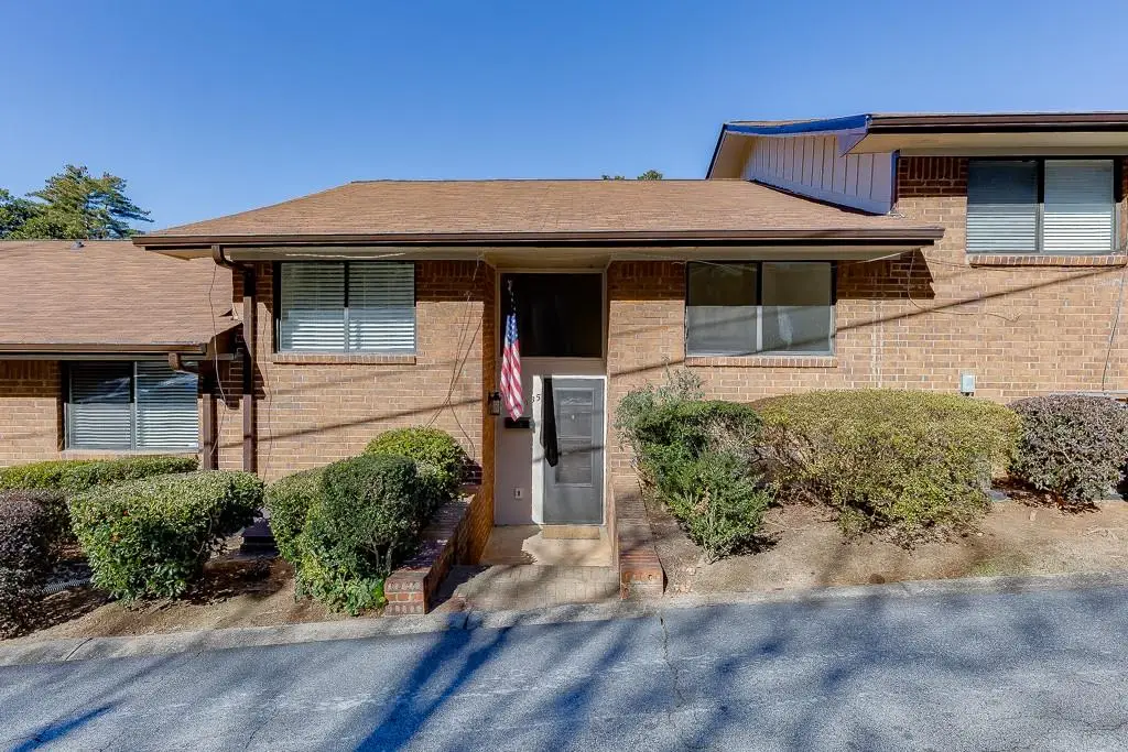 2535 Bradford Square Ne, Atlanta, GA 30345 - Image #1
