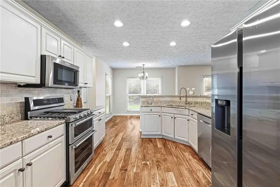 2152 Marne Glen Nw, Kennesaw, GA 30152 - #2