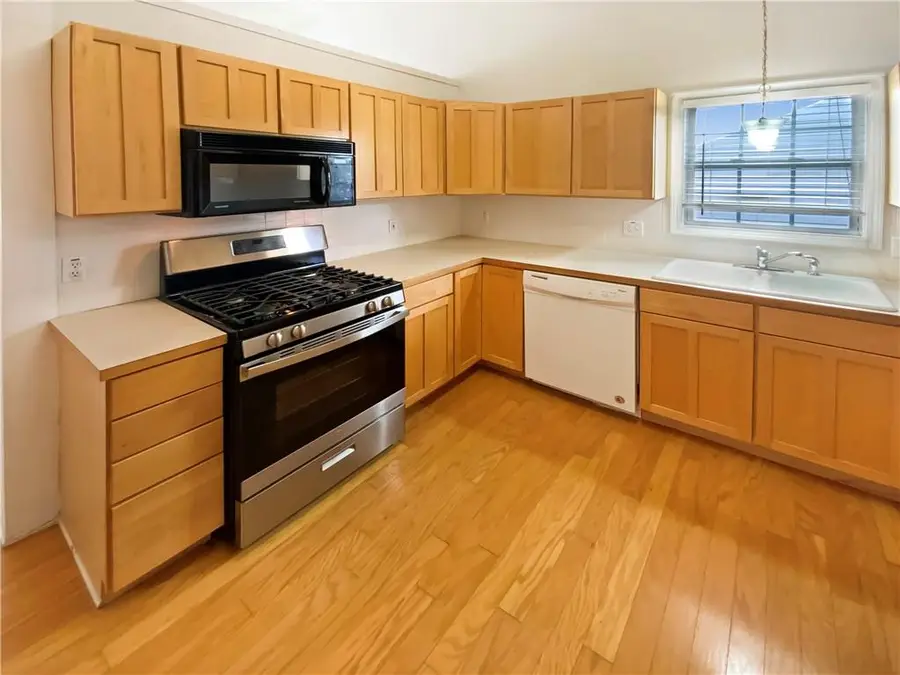 105 Mashburn Place, Canton, GA 30114 - Image #2