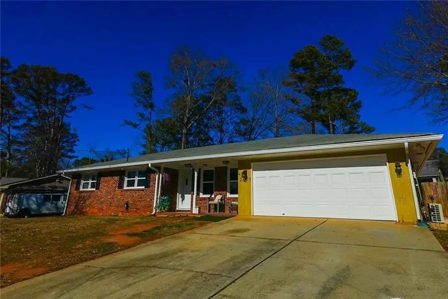 2671 Kings Circle, Lawrenceville, GA 30044 - Image #2
