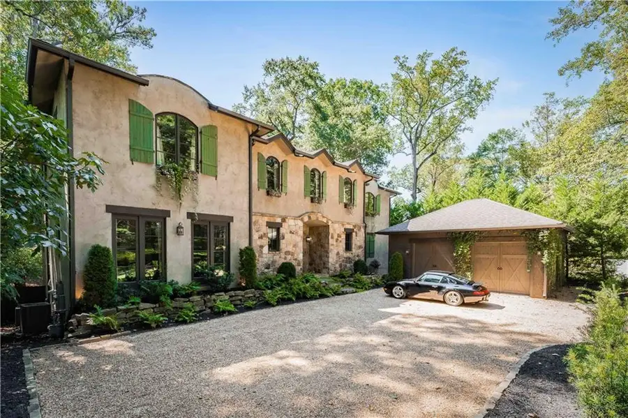 3118 W Roxboro Road Ne, Atlanta, GA 30324 - #2