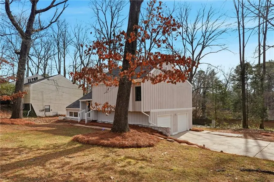 5001 Hickory Oak Court, Stone Mountain, GA 30088 - Image #2