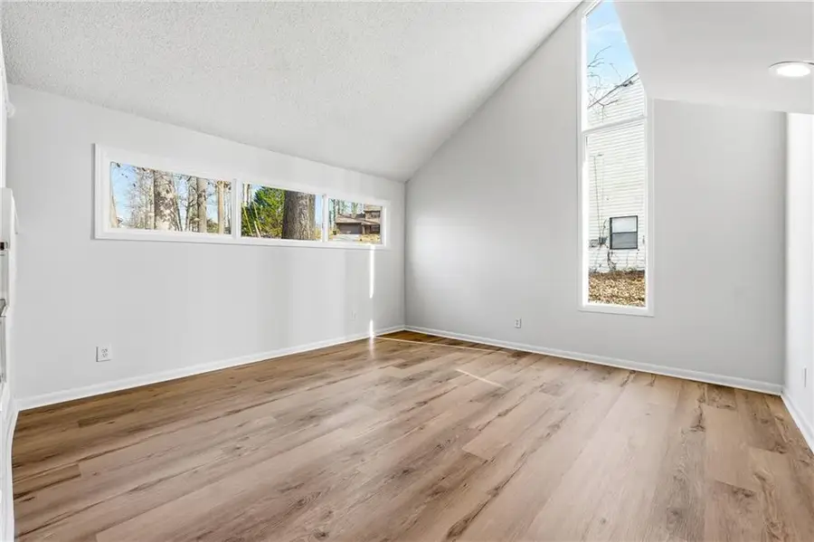 5001 Hickory Oak Court, Stone Mountain, GA 30088 - Image #3