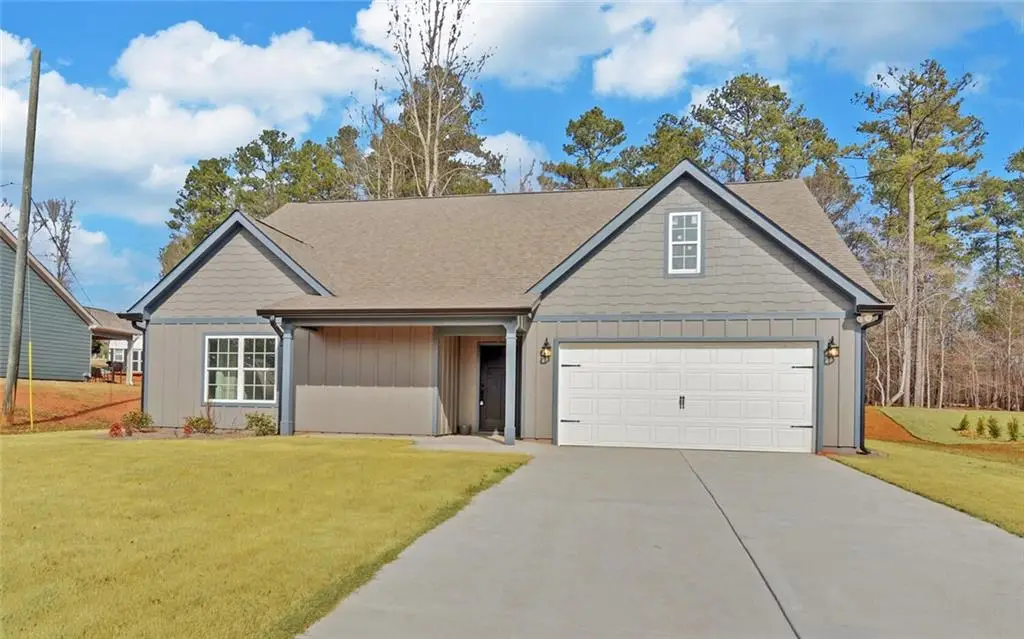 346 Park Place Drive, Lavonia, GA 30553 - Image #1