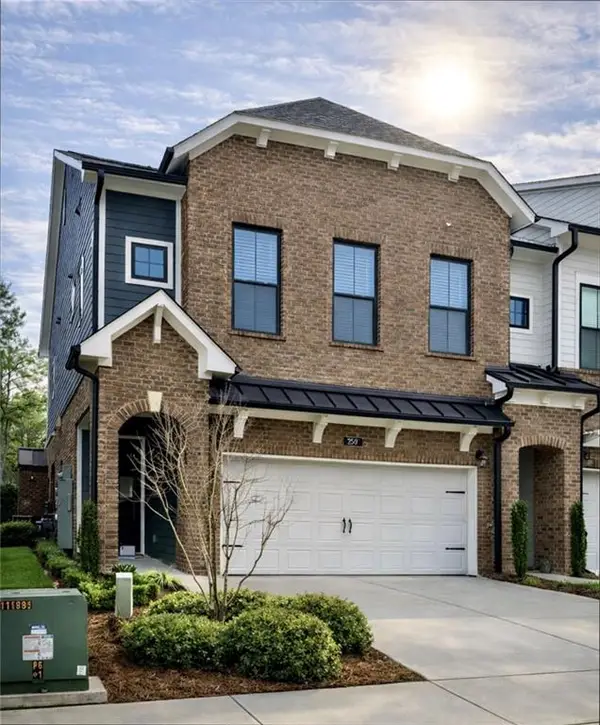 250 Walker Avenue, Roswell, GA 30076