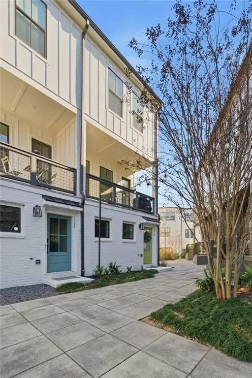 1242 Cushenberry Lane #10, Atlanta, GA 30318