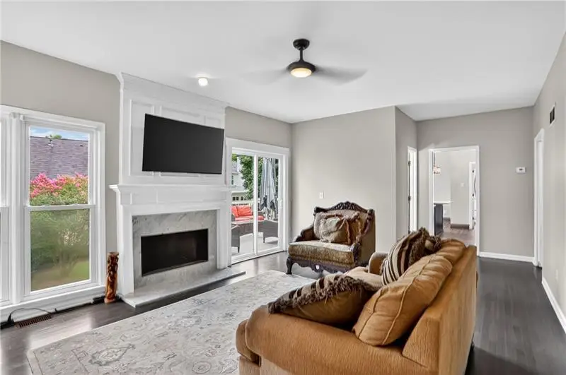 1070 Brockton Close Ne, Marietta, GA 30068 - #3