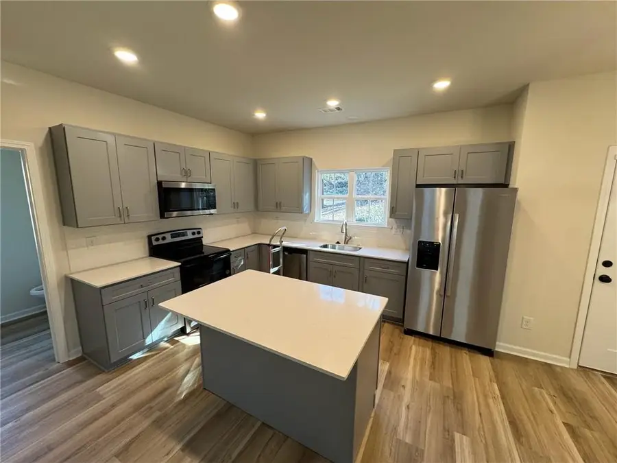 2410 St. James Avenue Nw, Atlanta, GA 30318 - #2