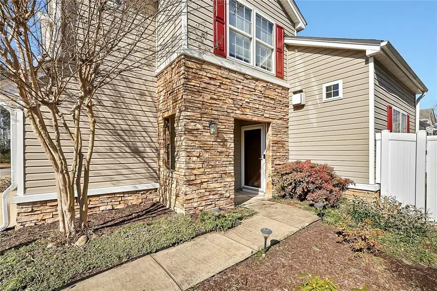 194 W Oaks Place, Woodstock, GA 30188 - #2