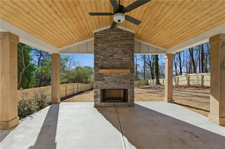 719 Helen Street Nw, Marietta, GA 30064 - Image #3