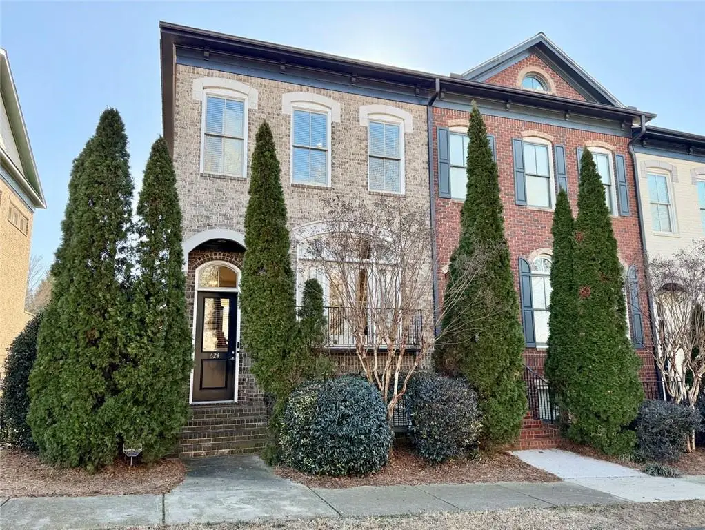 624 Village Park Drive Nw, Kennesaw, GA 30144 - Image #1