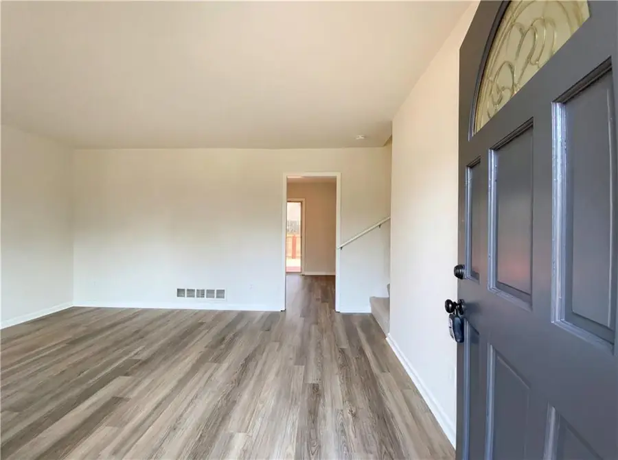 8264 Magnolia Drive, Jonesboro, GA 30238 - Image #3