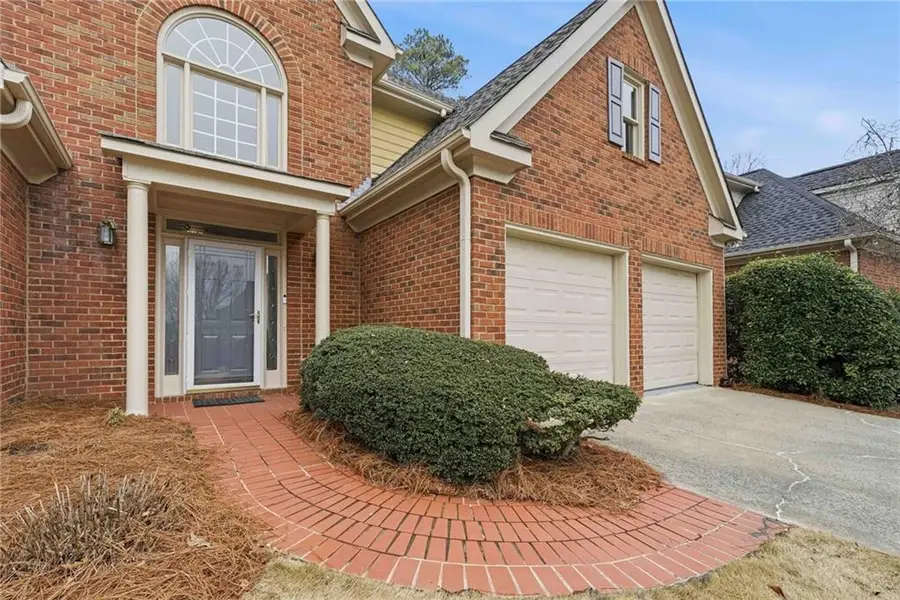 5425 Brooke Ridge Circle, Dunwoody, GA 30338 - Image #2
