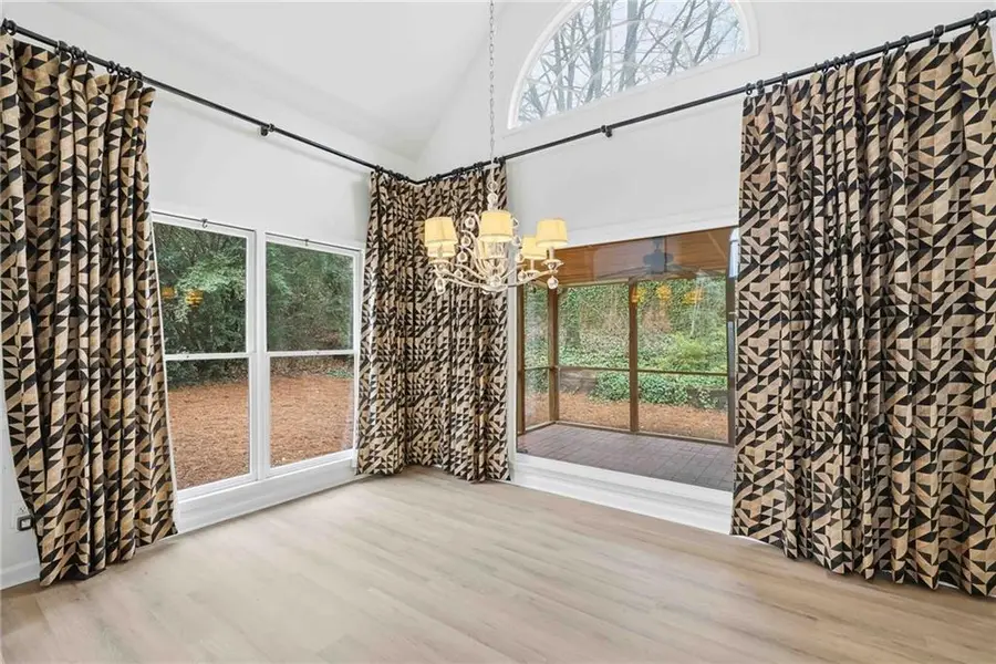 5425 Brooke Ridge Circle, Dunwoody, GA 30338 - Image #3