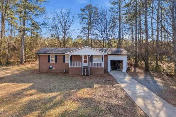 95 Cashtown Road, Aragon, GA 30104