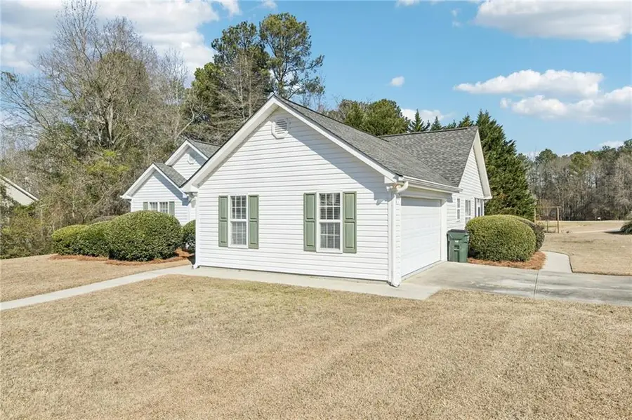 7091 Greenridge Drive, Loganville, GA 30052 - Image #3