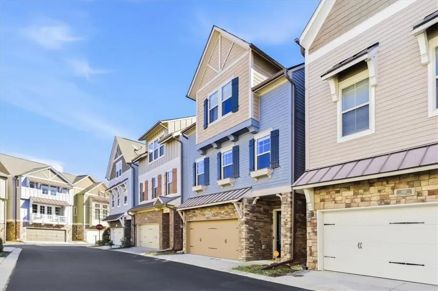 446 Cranleigh Ridge Se, Smyrna, GA 30080 - Image #2