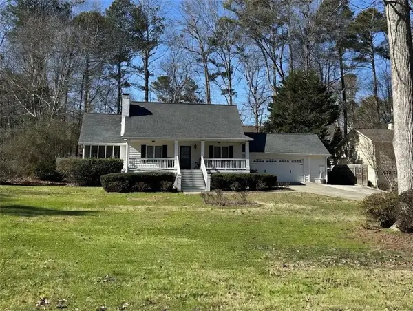 141 Lake Somerset Crest Nw, Marietta, GA 30064