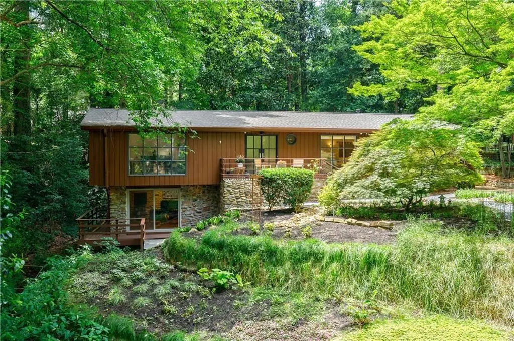 1860 Meredith Drive Nw, Atlanta, GA 30318 - Image #1