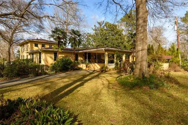 687 Lakeshore Drive, Jackson, GA 30233