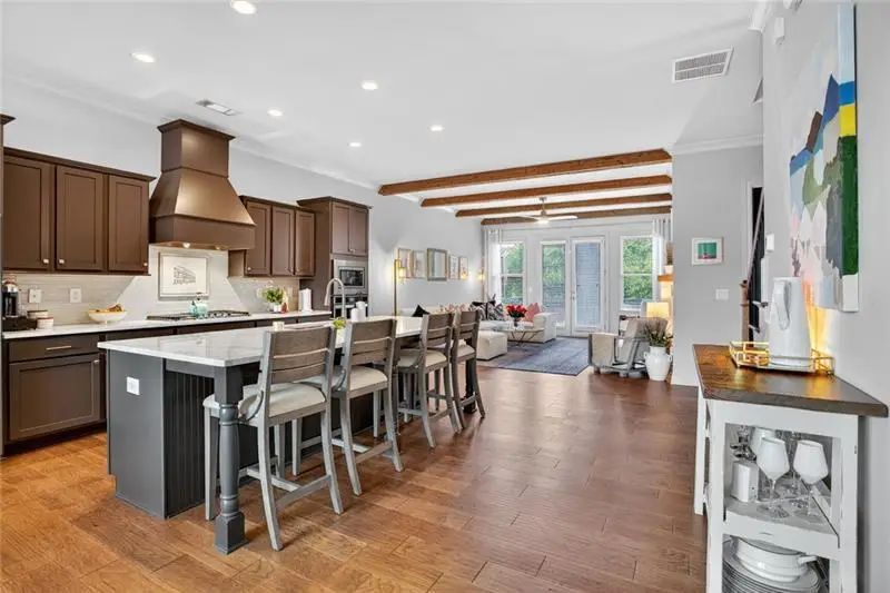 1956 Skyfall Circle Ne, Atlanta, GA 30319 - Image #2