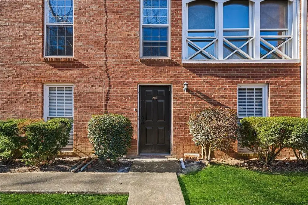 1166 Booth Road Sw #202, Marietta, GA 30008 - Image #1