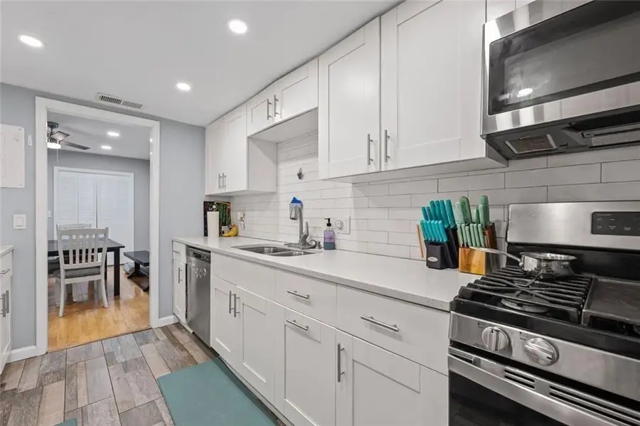 6851 Roswell Road #E-4, Atlanta, GA 30328 - #3