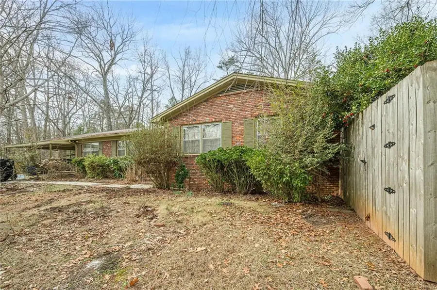 1522 SW Wilson Circle, Marietta, GA 30064 - Image #2