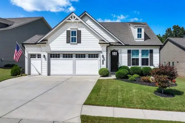 215 Silver Court, Hoschton, GA 30548