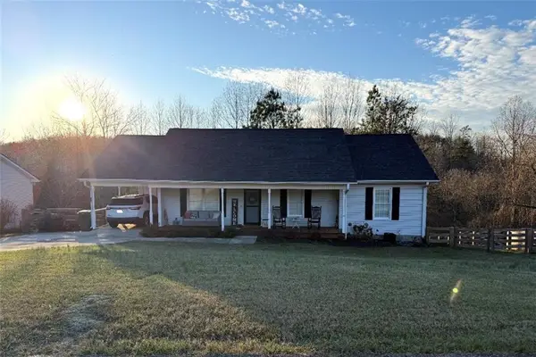 82 Clint Street, Cleveland, GA 30528