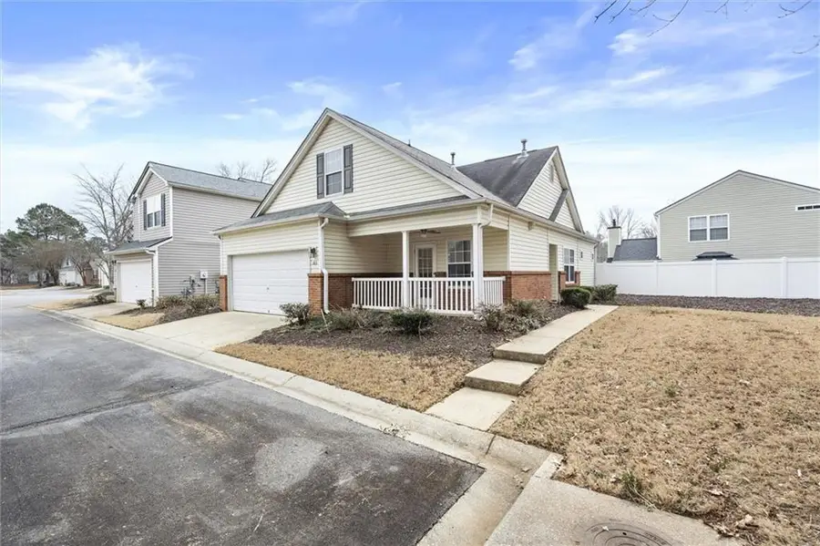 363 W Oaks Trail, Woodstock, GA 30188 - Image #2