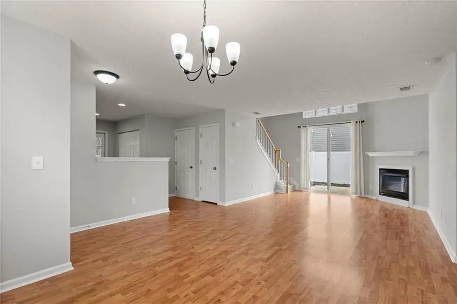 363 W Oaks Trail, Woodstock, GA 30188 - Image #3