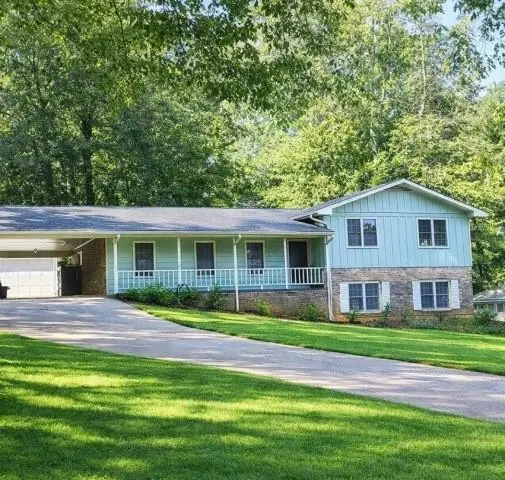 4362 White Oak Drive, Sugar Hill, GA 30518