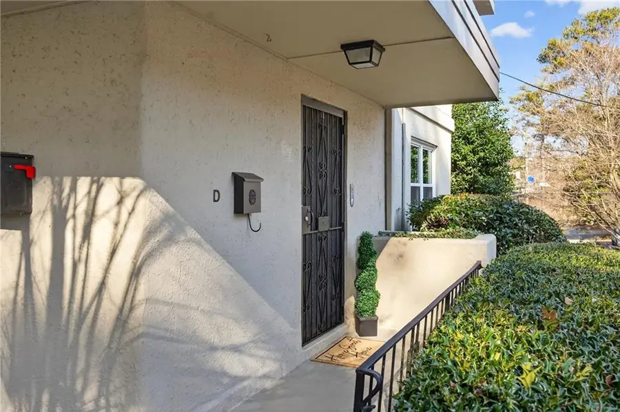 275 Lakemoore Drive Ne #D, Atlanta, GA 30342 - #3