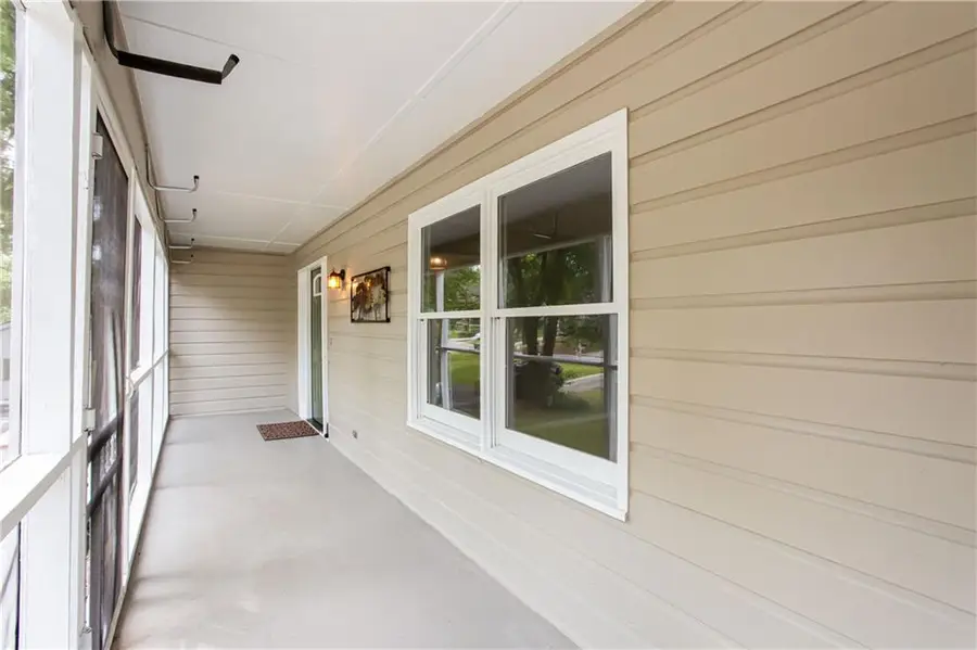 848 East Avenue, Scottdale, GA 30079 - Image #2