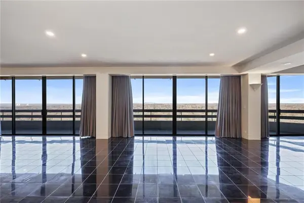 2660 Peachtree Road Nw #26CD, Atlanta, GA 30305