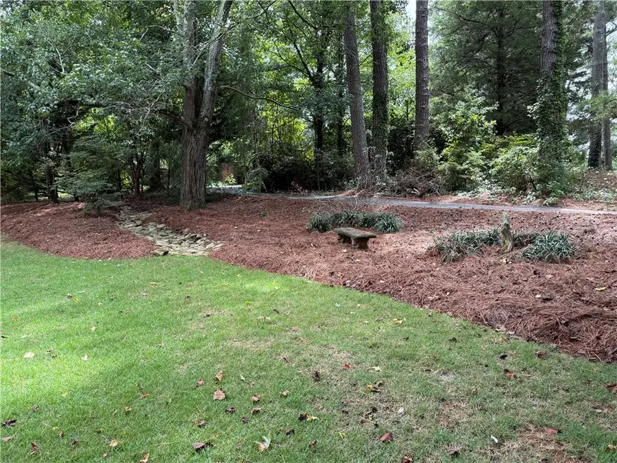 231 N Lakeshore Drive, Carrollton, GA 30117 - Image #3