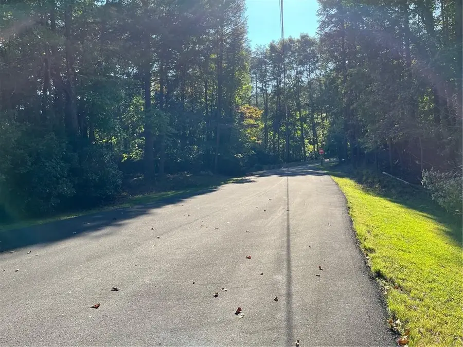 152 Silver Fox Loop, Waleska, GA 30183 - Image #2