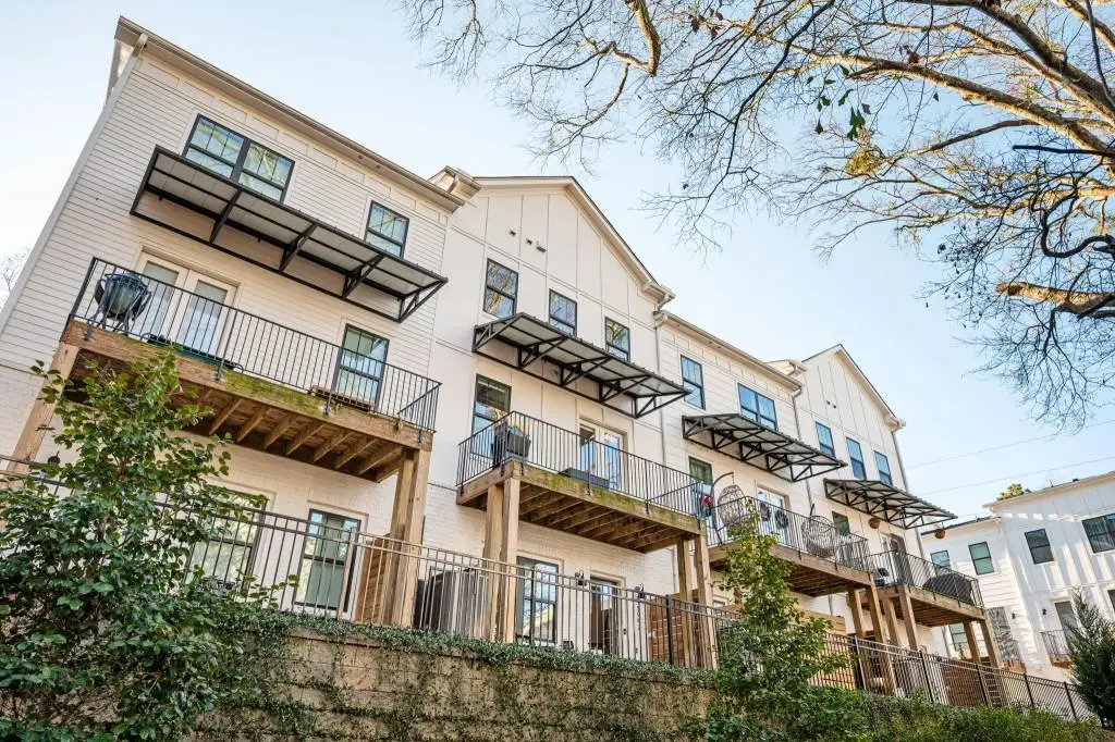 2003 Mahogony Lane Nw, Atlanta, GA 30318 - Image #1