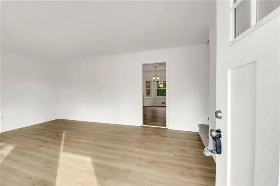 6470 Meadow Lark Drive, Riverdale, GA 30296 - Image #3