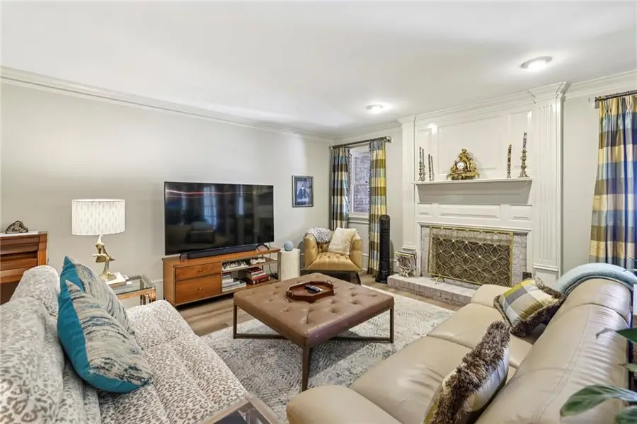 5436 Trentham Drive, Dunwoody, GA 30338 - Image #3