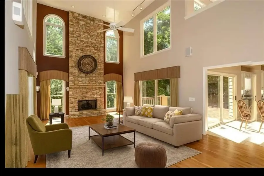 802 Eastside Pointe, Woodstock, GA 30189 - Image #2