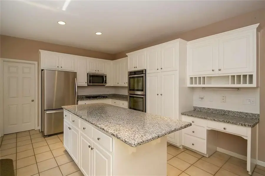 802 Eastside Pointe, Woodstock, GA 30189 - Image #3