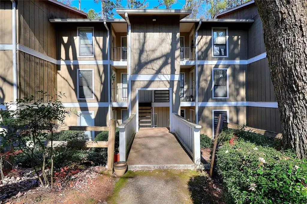 5137 Roswell Road #6, Sandy Springs, GA 30342 - Image #1
