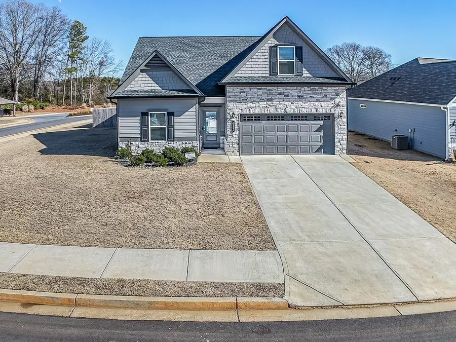 652 Summerfield Lane Nw, Cartersville, GA 30120 - Image #2