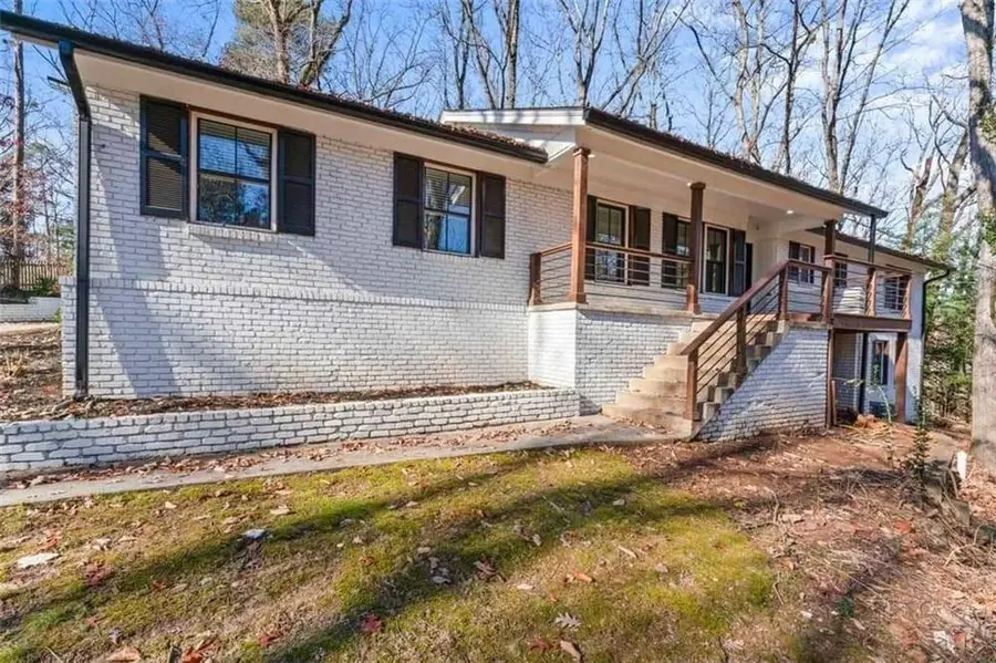 85 Bonnie Lane, Sandy Springs, GA 30328 - Image #2