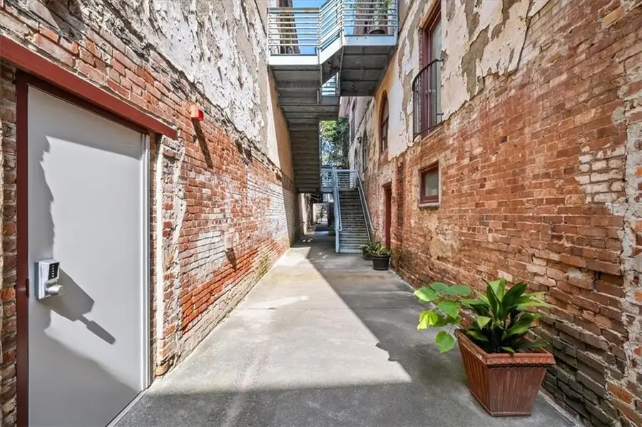 330 Peters Street Se #105, Atlanta, GA 30313 - #2