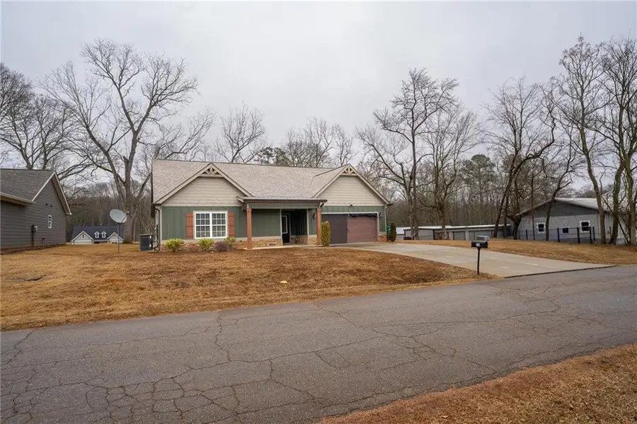 72 South Main Street, Maysville, GA 30558 - #2