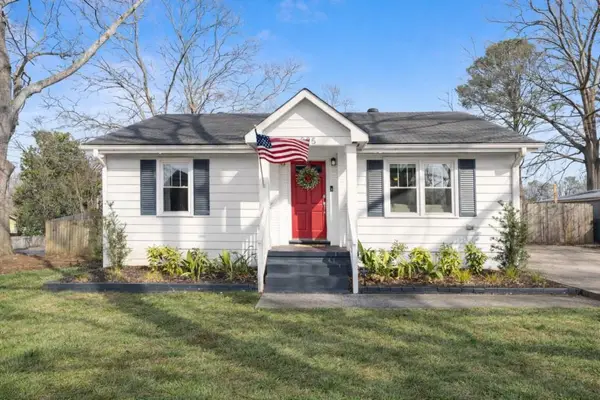 995 Dell Avenue Se, Smyrna, GA 30080