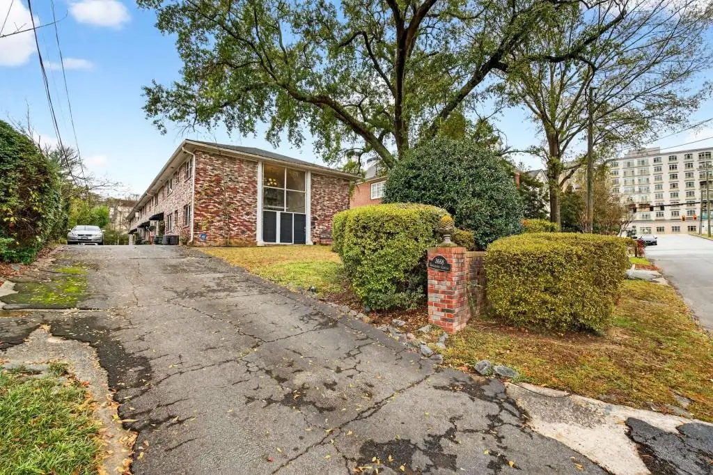 3668 Kingsboro Road Ne #9, Atlanta, GA 30319 - #1